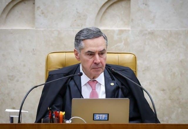 Imagem da noticia Barroso diz que 'The Economist' adotou "narrativa dos que tentaram o golpe de Estado"