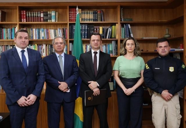 Imagem da noticia Ministro apresenta projeto de reestruturação das polícias à Economia