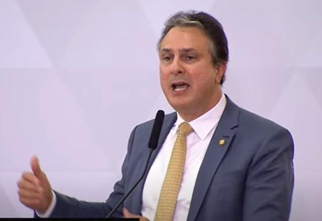 Imagem da noticia Adesão ao desenrola Fies fica abaixo de 15% e decepciona governo