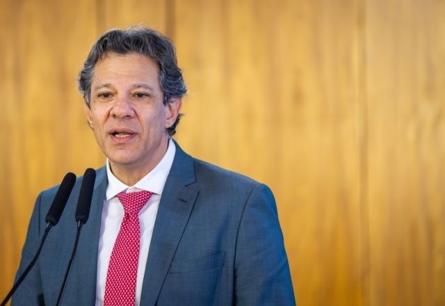 Imagem da noticia Tarifaço: Haddad acredita que medidas não encerram diálogo entre Brasil e EUA