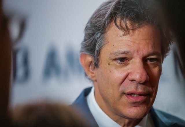 Imagem da noticia Tarifaço: governo insistirá em negociação, mas 1º de agosto pode chegar sem resposta dos EUA, diz Haddad