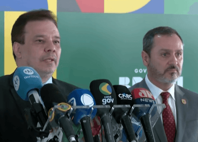 "Decisão de elevar ao status de ação de Estado o combate ao crime organizado", diz ministro da Justiça após reunião "Decisão de elevar ao status de ação de Estado o combate ao crime organizado", diz ministro da Justiça após reunião