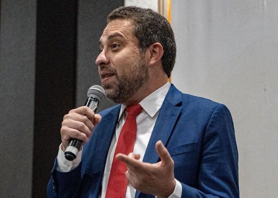 Imagem da noticia Boulos diz esperar votação de fim de escala 6 x 1 no 1º semestre, critica Trump e cobra Galípolo por juros