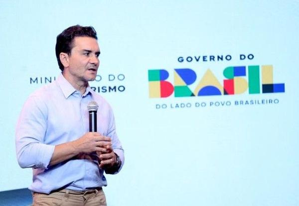 Imagem da notícia: Às vésperas da COP30, Sabino cresce na intenção de votos para o Senado no Pará