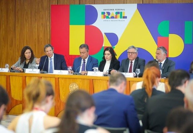 Imagem da noticia Ao vivo: Haddad, Rui Costa e Tebet detalham corte de gastos do governo em coletiva de imprensa