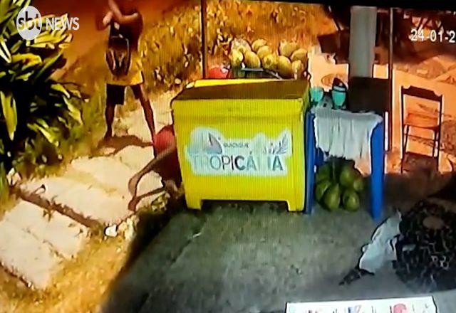 Imagem da noticia Vídeos mostram momento em que congolês é morto no Rio de Janeiro
