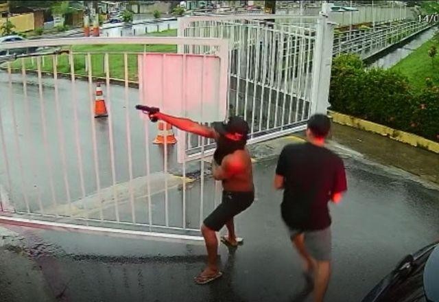 Imagem da noticia Vídeo: Tiroteio em condomínio em Belford Roxo (RJ) deixa 3 mortos