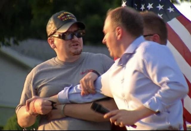 Imagem da noticia Candidato republicano a governo de Nova York é alvo de ataque