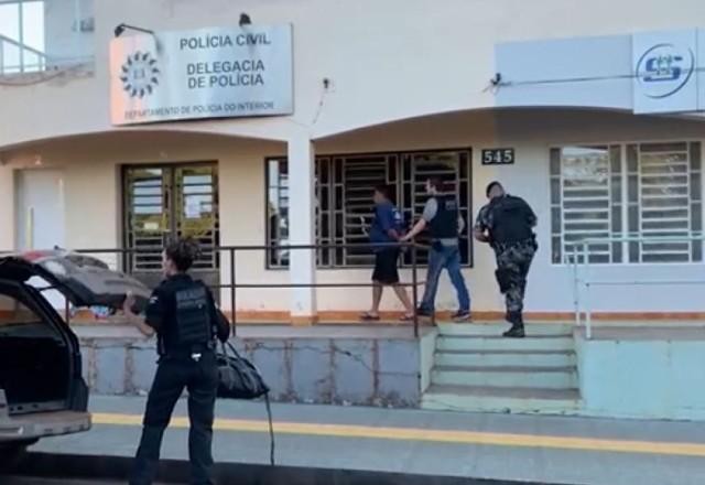 Imagem da noticia Motorista de ônibus escolar é preso suspeito de abusar de alunas no RS