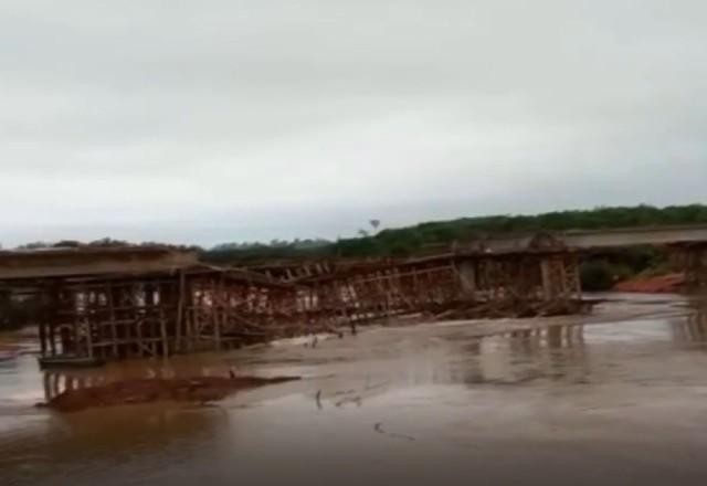 Imagem da noticia Trecho da rodovia Transamazônica é interditado após ponte desabar