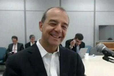 Moro condena Sérgio Cabral a 14 anos e dois meses de prisão Moro condena Sérgio Cabral a 14 anos e dois meses de prisão