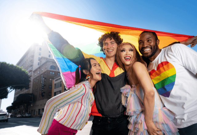 Imagem da noticia Por que precisamos de um dia contra a LGBTfobia?