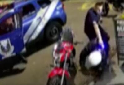 Moradores do Paraná relatam abordagens truculentas de policiais Moradores do Paraná relatam abordagens truculentas de policiais