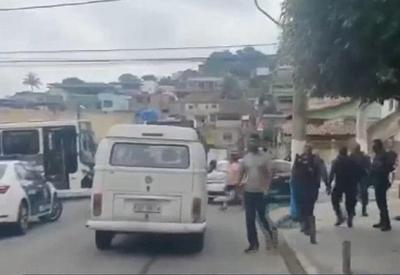 Operação policial na Baixada Fluminense deixa duas crianças feridas Operação policial na Baixada Fluminense deixa duas crianças feridas