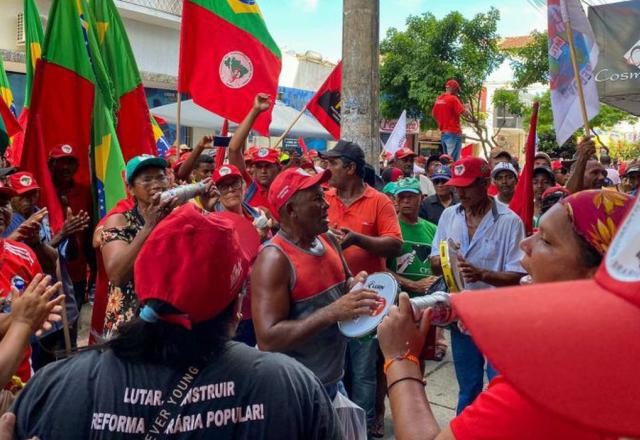Imagem da noticia MST ocupa sede do Incra em Alagoas