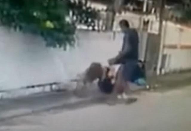 Imagem da noticia Mulheres são brutalmente agredidas por criminosos durante assaltos
