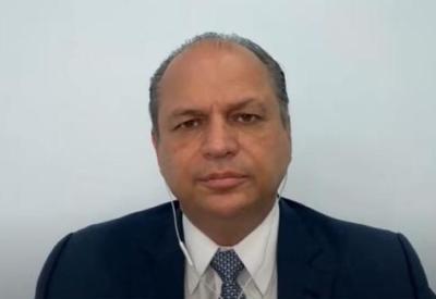 Líder do governo diz que debandada da Receita não é "adequada" Líder do governo diz que debandada da Receita não é "adequada"