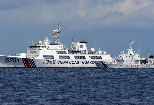 Imagem da noticia Navios da China e Filipinas evitam acidente por pouco