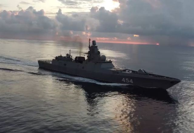 Imagem da noticia Navios de guerra e submarino nuclear da Rússia chegam a Cuba para exercícios navais