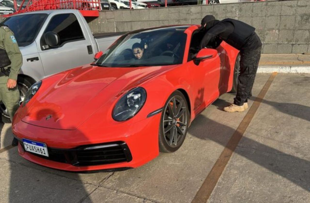 Imagem da noticia Need For Speed: 12 carros de luxo são apreendidos em operação contra racha no Piauí