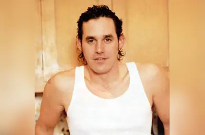 Nicholas Brendon, ator de "Buffy: A Caça-Vampiros", morre aos 54 anos Nicholas Brendon, ator de "Buffy: A Caça-Vampiros", morre aos 54 anos
