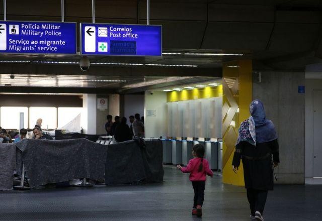 Imagem da noticia Cerca de 30 afegãos seguem acampados no Aeroporto de Guarulhos