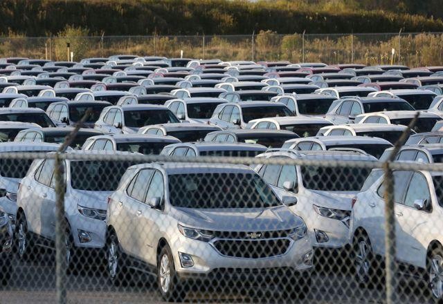 Imagem da noticia Vendas de veículos crescem quase 5% em 2022, diz Fenabrave