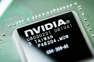 China prepara aval para compra de chips H200 da Nvidia China prepara aval para compra de chips H200 da Nvidia