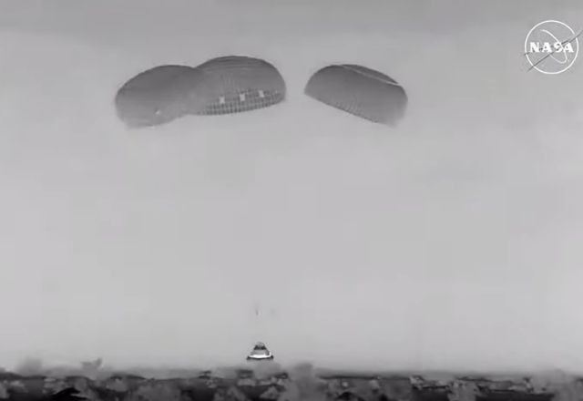 Imagem da noticia Cápsula Boeing Starliner que deixou astronautas presos no espaço volta à Terra