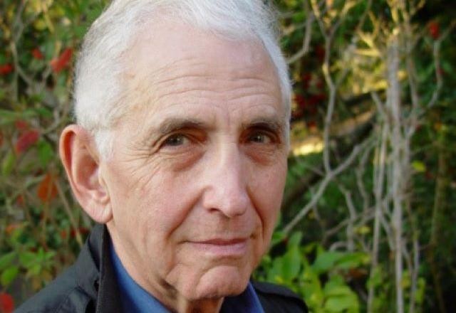Imagem da noticia Daniel Ellsberg, que vazou documentos do Pentágono, morre aos 92 anos