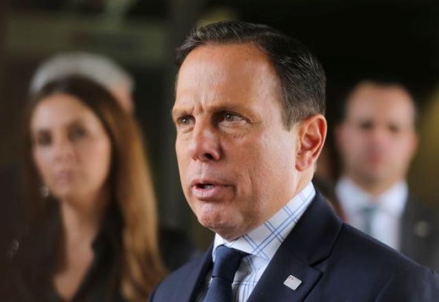 Imagem da noticia "Lula pode caminhar por águas mais pacíficas", diz João Doria