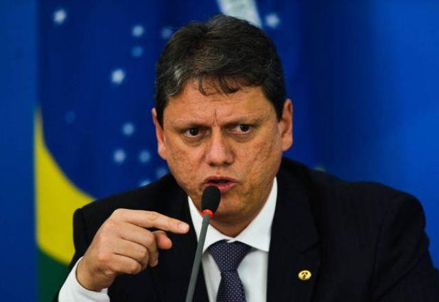 Imagem da noticia Psol vai pedir para o MP apurar situação eleitoral de Tarcísio