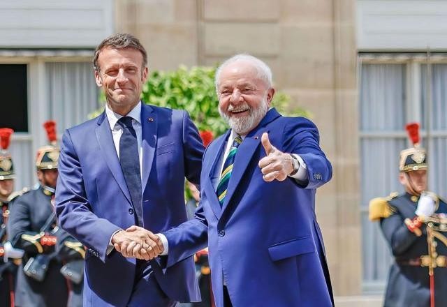 Imagem da noticia Peixe de água doce, caminhadas e reunião em barco: as curiosidades da visita de Macron ao Brasil