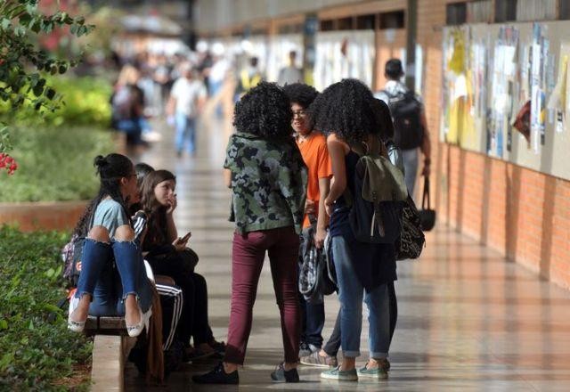 Imagem da noticia Câmara aprova projeto que reformula política de cotas em universidades federais