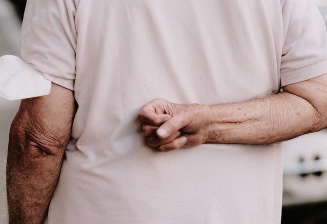 Imagem da noticia Como deve ser o tratamento da obesidade na terceira idade?