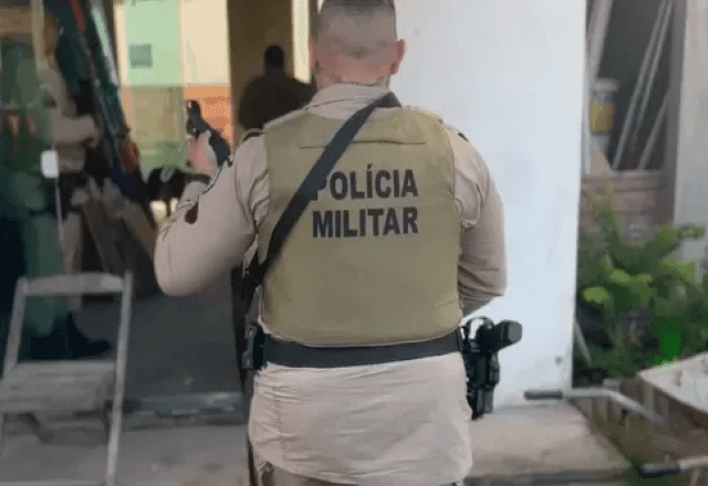 Imagem da noticia Facções criminosas são alvo de operação em Caraíva (BA); polícia prende oito pessoas