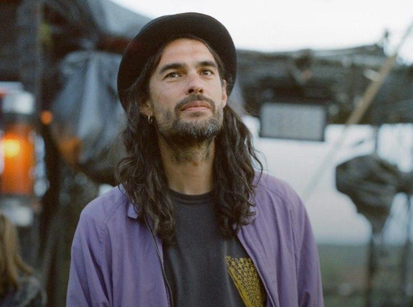 "Se brasileiros inscrevessem um sapato no Oscar, todos votariam nele", diz diretor de filme rival de "O Agente Secreto" "Se brasileiros inscrevessem um sapato no Oscar, todos votariam nele", diz diretor de filme rival de "O Agente Secreto"