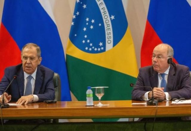 Imagem da noticia Itamaraty reitera a chanceler russo pedido de cessar-fogo na Ucrânia