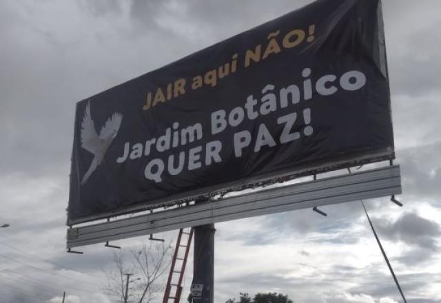 Imagem da noticia "Jair aqui não": grupo de moradores faz campanha contra mudança de Bolsonaro