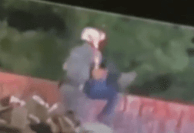 Imagem da noticia Secretário determina que policiais que jogaram homem de ponte em São Paulo sejam afastados