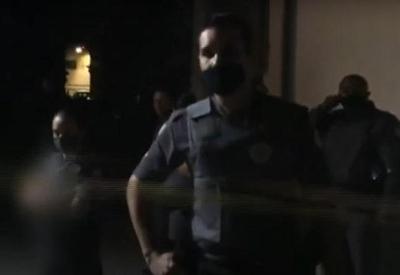 PMs são acusados de matar dois jovens na zona leste de SP PMs são acusados de matar dois jovens na zona leste de SP