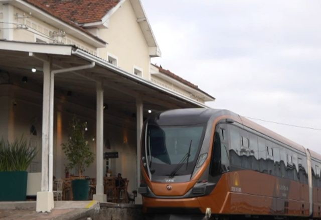 Imagem da noticia Paisagens, cultura e vinho; conheça o passeio turístico Trem Pampa