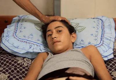 Pacientes de Gaza enfrentam espera dolorosa com hospitais sobrecarregados Pacientes de Gaza enfrentam espera dolorosa com hospitais sobrecarregados