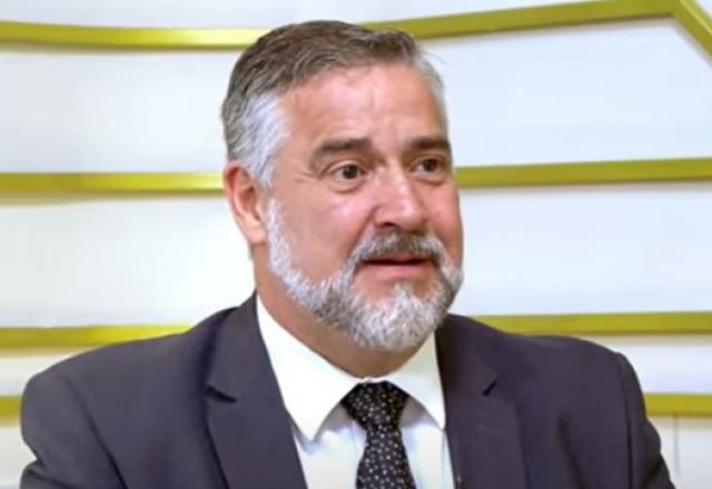 Imagem da noticia "Pandemia evidenciou o risco da desinformação", diz Paulo Pimenta