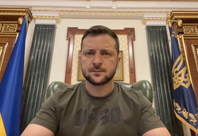 Imagem da noticia Zelensky classifica como chantagem bombardeios próximos à usina nuclear
