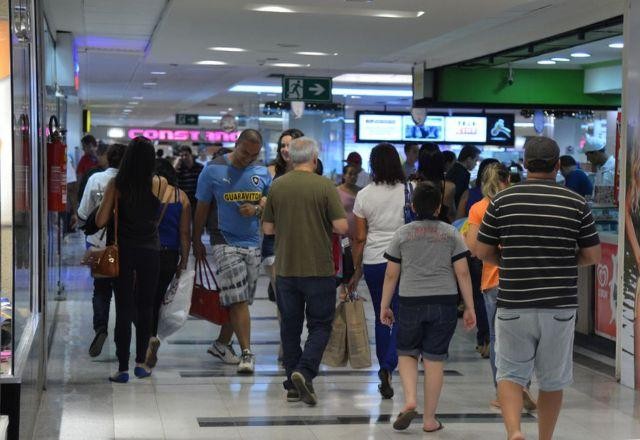 Imagem da noticia Fluxo em shoppings cresce 3% em setembro e registra terceira alta seguida