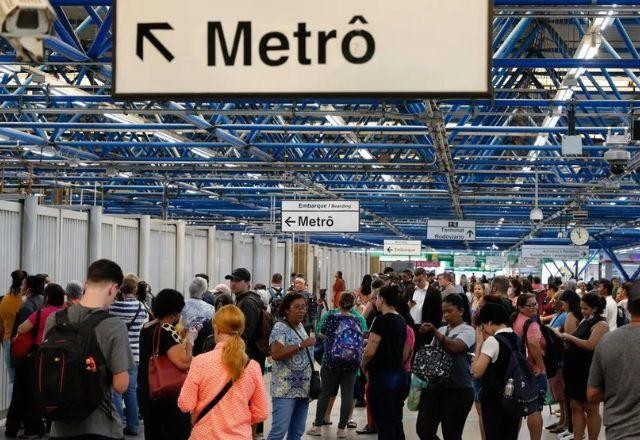 Imagem da noticia Greve no Metrô: SP mantém rodízio suspenso e decreta ponto facultativo
