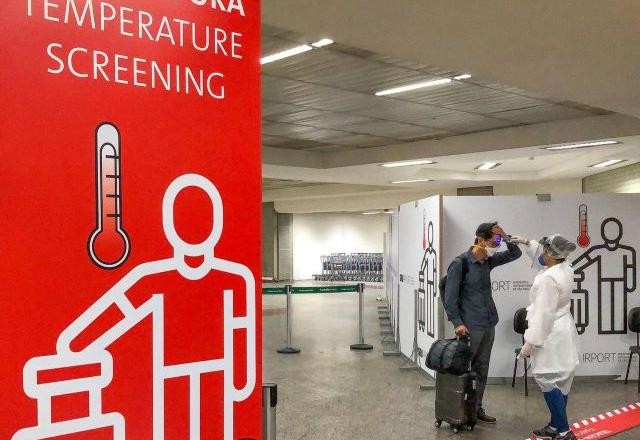 Imagem da noticia Brasil proíbe entrada de passageiros de voos da Índia