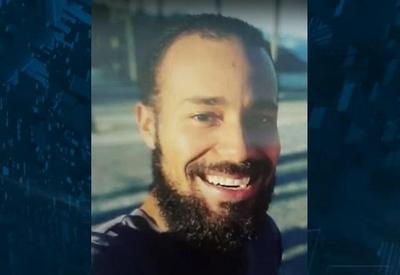 Mãe de assassino de dubladora é procurada pela polícia Mãe de assassino de dubladora é procurada pela polícia