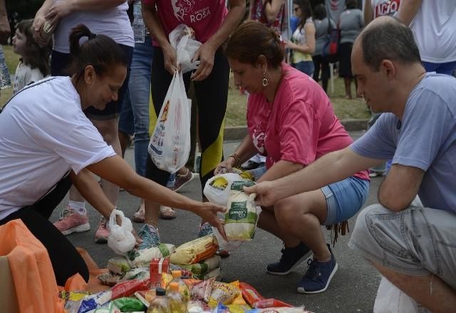 Imagem da noticia Quase 30% dos brasileiros vivem com menos de meio salário mínimo